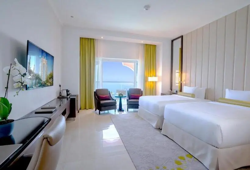 オーシャンビューのプレミアムルーム。, Rixos Marina Abu Dhabi
