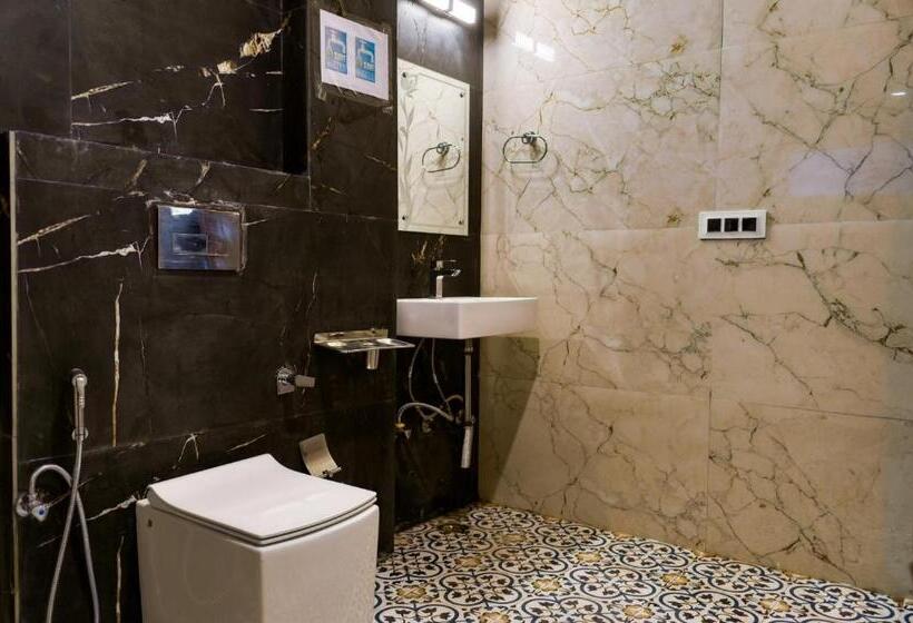 Люкс Deluxe Кровать Кинг, The Frostwood Resort