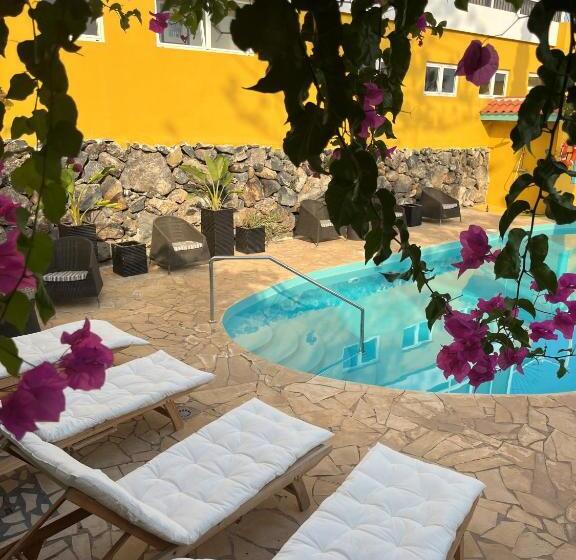 غرفة قياسية مزوَّدة بتراس, La Finquita   Adeje