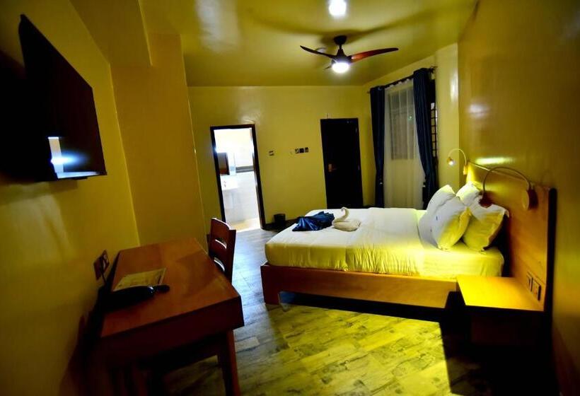 اتاق لوکس, Victoria Mews