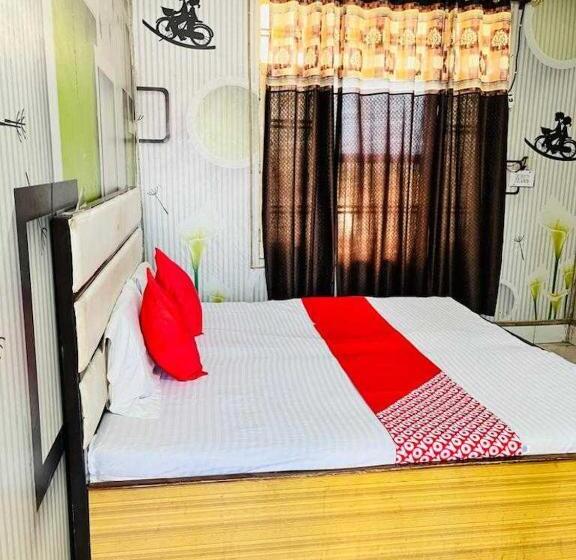 트리플 클래식 룸, Oyo 93433 Gill  & Restaurant