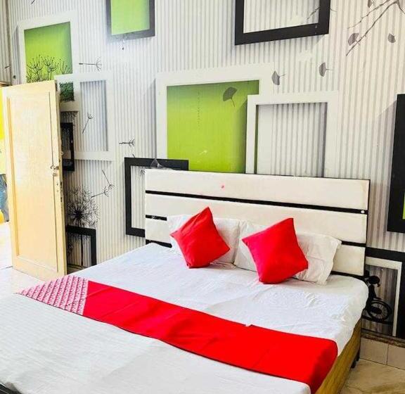 트리플 클래식 룸, Oyo 93433 Gill  & Restaurant