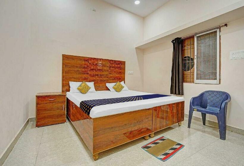 غرفة كلاسيكية ثلاثية, Spot On  Evening Star Inn