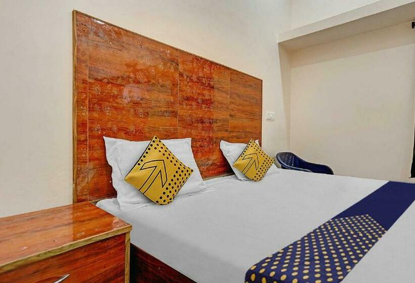 غرفة كلاسيكية ثلاثية, Spot On  Evening Star Inn