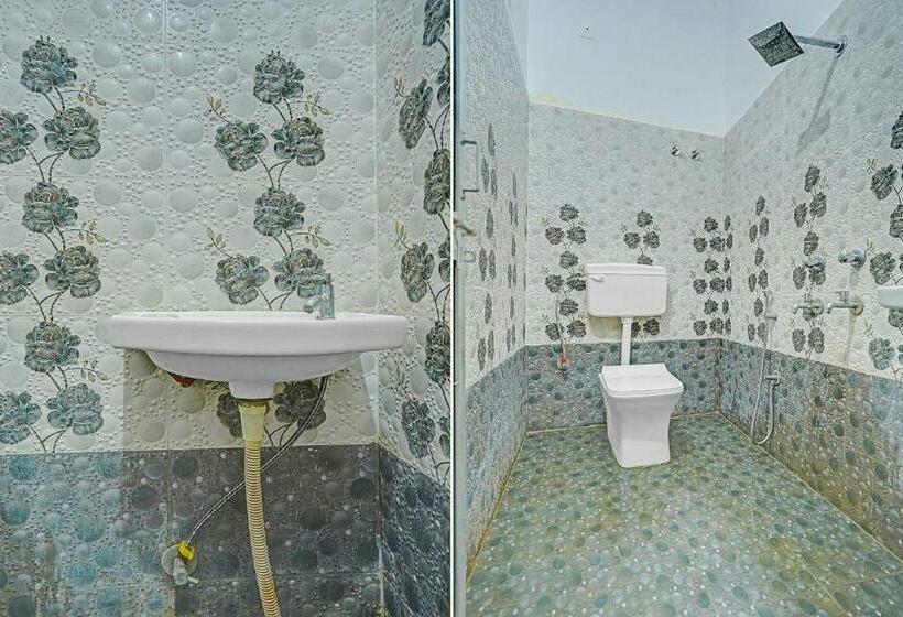 Трехместный Номер Классика, Spot On  Evening Star Inn