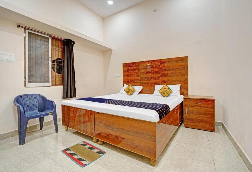 غرفة كلاسيكية ثلاثية, Spot On  Evening Star Inn