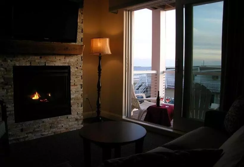 デラックススイート２ベッドルーム, Alouette Beach Resort