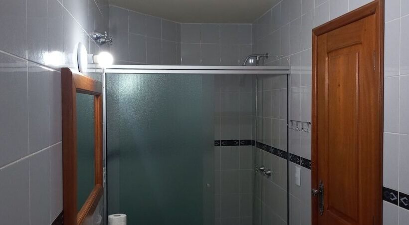 Номер Deluxe, Canzi Cataratas