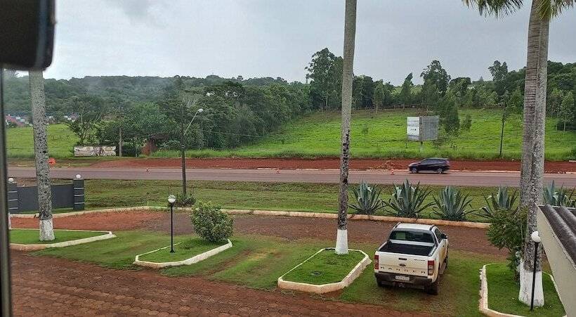 Номер Deluxe, Canzi Cataratas