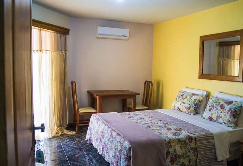 Номер Deluxe, Canzi Cataratas