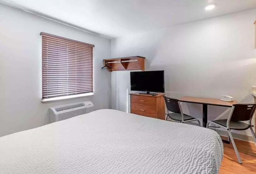 スタンダードスタジオ, Extended Stay America Select Suites Laredo