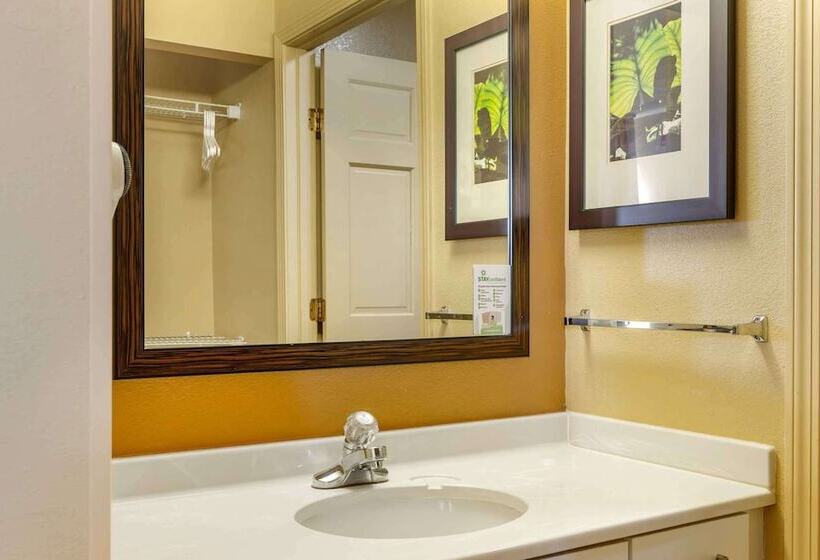 إستوديو ديلوكس, Extended Stay America Suites  Boston  Westborough  Computer Dr