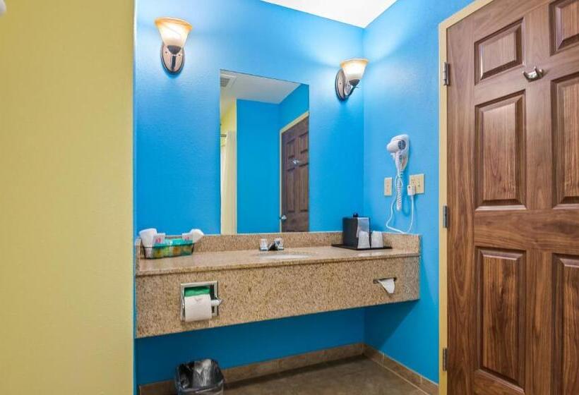 غرفة قياسية سرير كينج, Magnuson Hotel Wildwood Inn Crawfordville