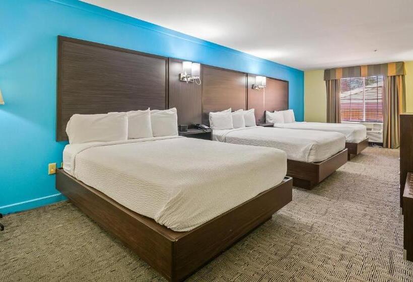 غرفة قياسية ثلاثية, Magnuson Hotel Wildwood Inn Crawfordville