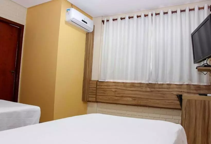 スタンダードトリプルルーム, Rede Andrade Goiania Centro