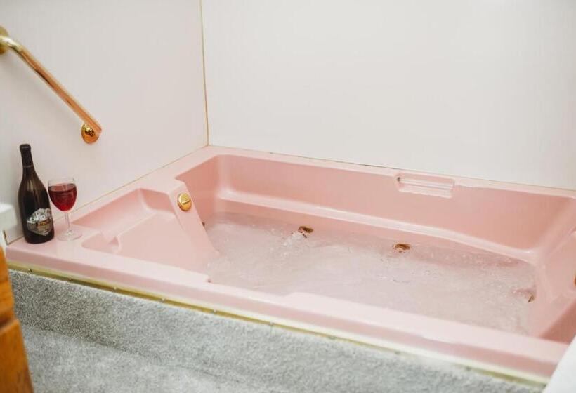 Büyük Çift Kişilik Yataklı Süit, Juan De Fuca Cottages