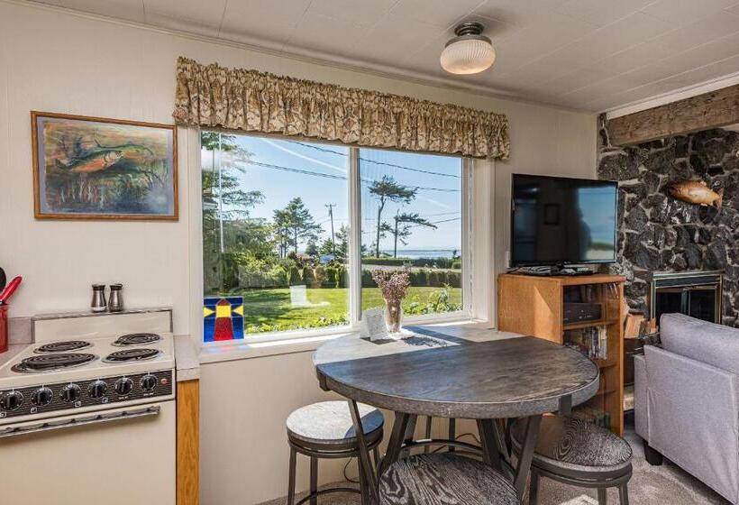 Büyük Çift Kişilik Yataklı Süit, Juan De Fuca Cottages