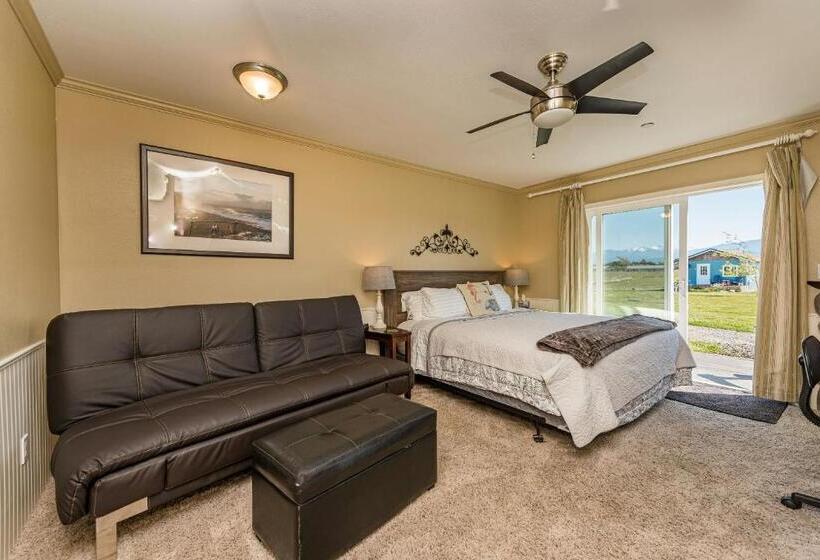 Büyük Çift Kişilik Yataklı Standart Oda, Juan De Fuca Cottages