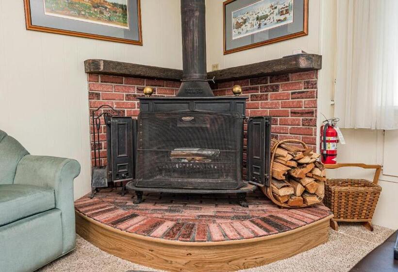 Büyük Çift Kişilik Yataklı Standart Oda, Juan De Fuca Cottages