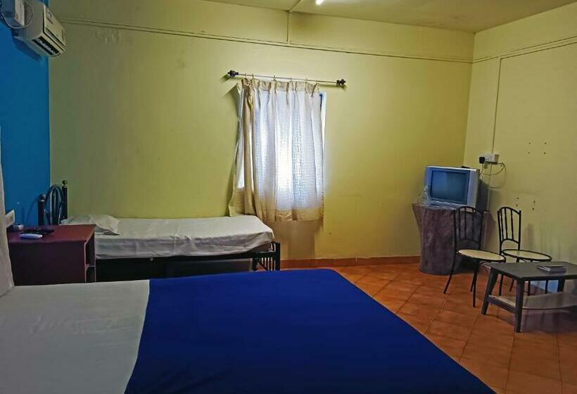 이코노미 트리플 룸, Staymaker 7th Heaven Holiday Resort