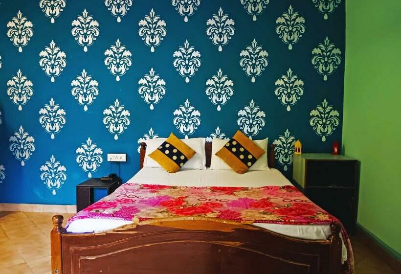 이코노미 트리플 룸, Staymaker 7th Heaven Holiday Resort