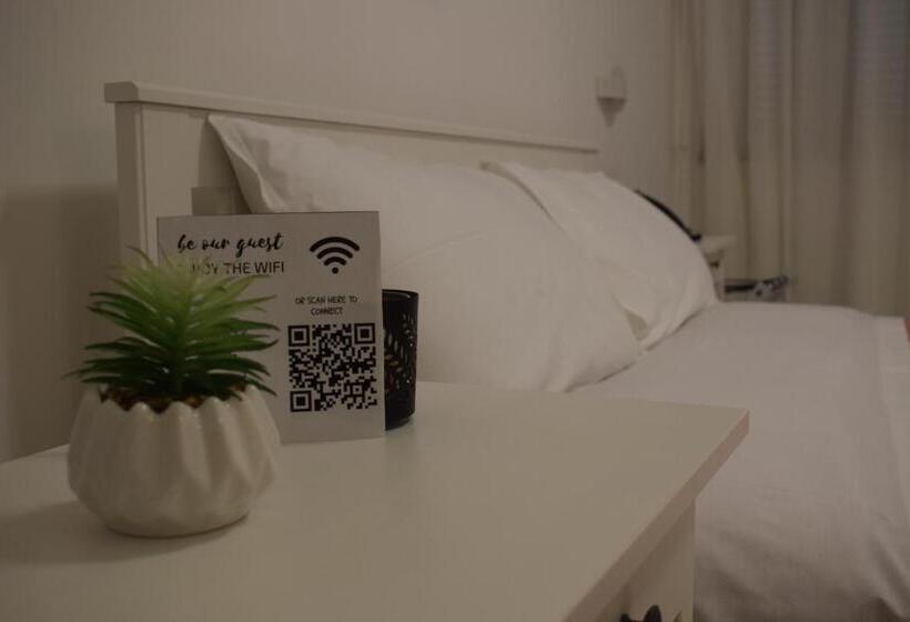 חדר סטנדרט, Time B&b