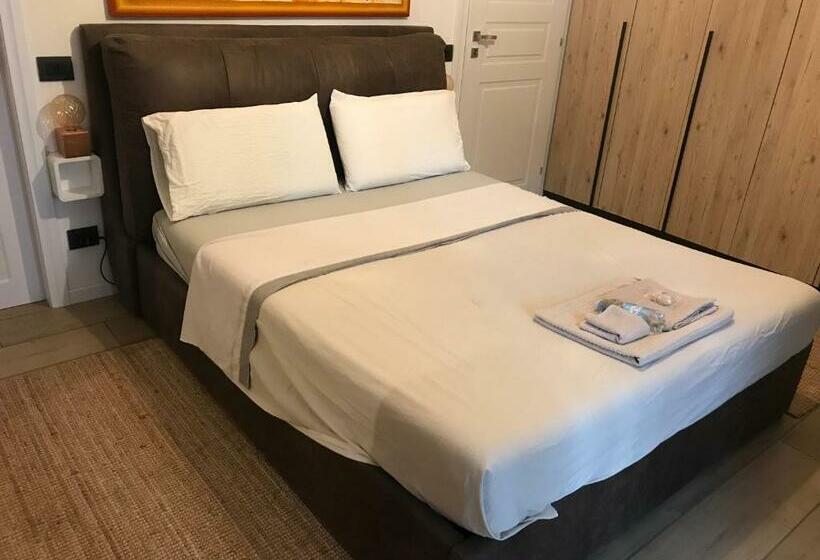 Номер Стандарт, Mc Flys Malpensa Airport