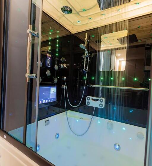 Полулюкс, فندق امان أبها