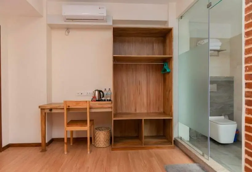 اتاق لوکس, Kgh Patan
