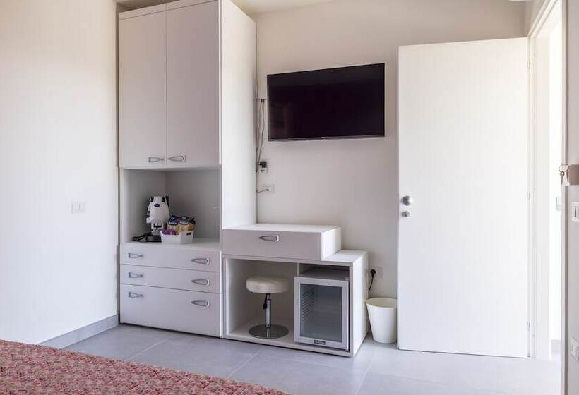 اتاق استاندارد, Le Rondinelle Rooms