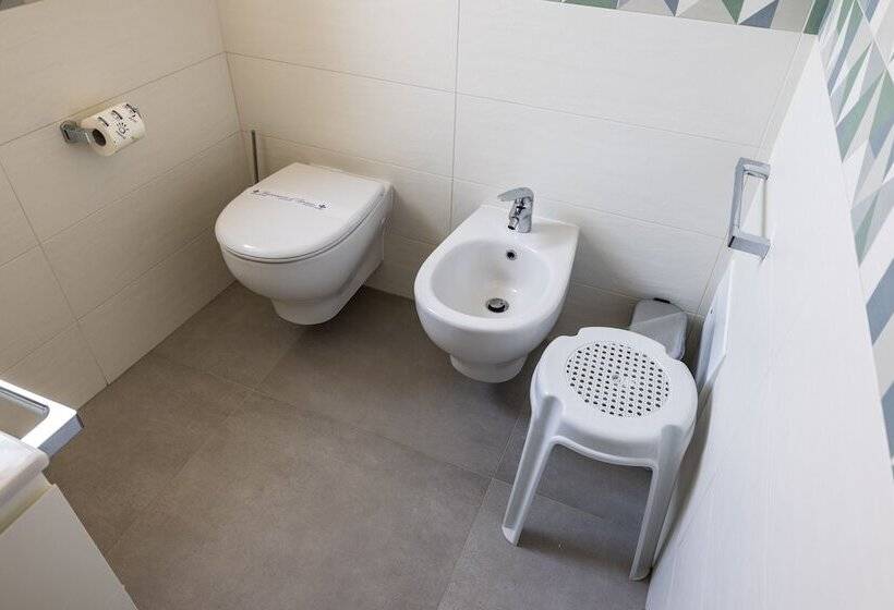 اتاق استاندارد, Le Rondinelle Rooms