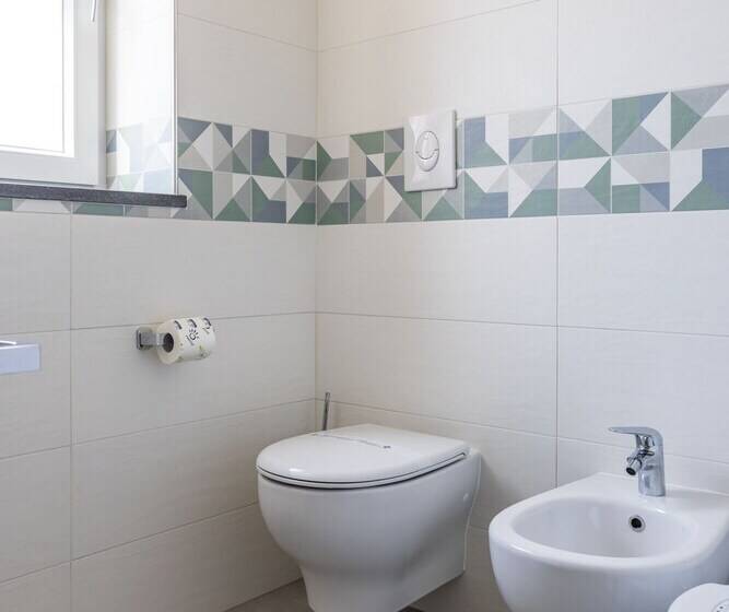 اتاق استاندارد, Le Rondinelle Rooms