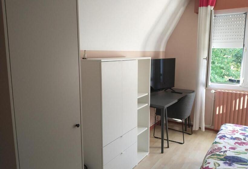 침실 1개 아파트, La Fantasia