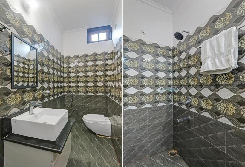 Standard Room, Collection O Hotel Starfield