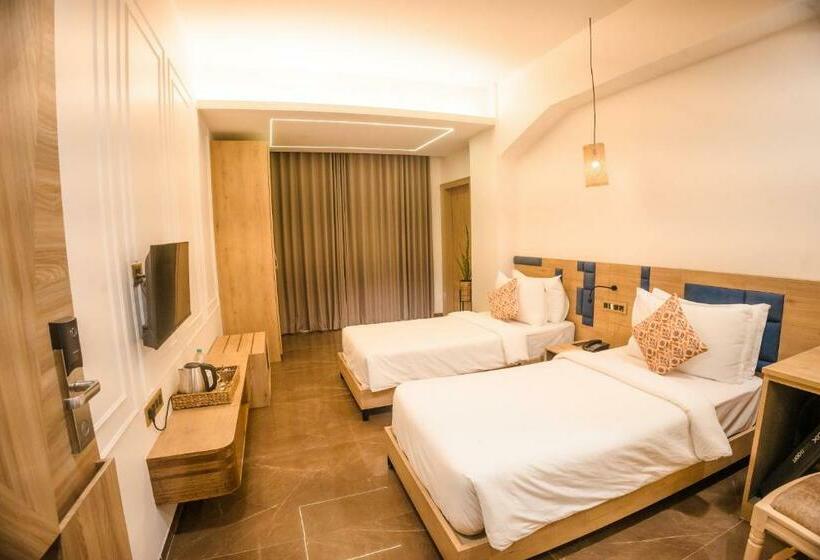 חדר אקונומי, Mirana , Tinsukia