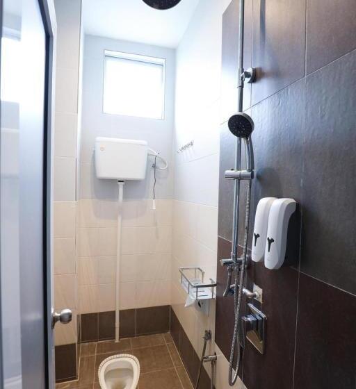 Quarto Triplo Standart, Trevor Hotel By I Housing