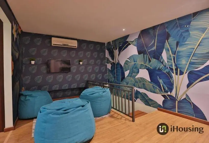 اتاق استاندارد چهارنفره با سرویس بهداشتی مشترک, Trevor Hotel By I Housing