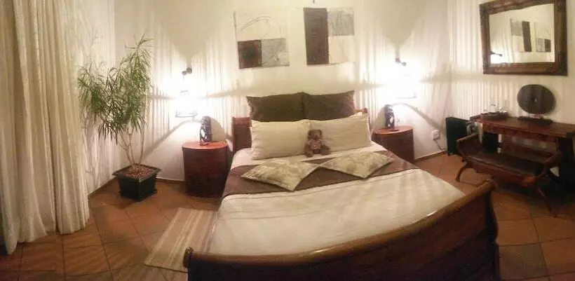 Deluxe Room Mountain View, Acra Retreat, Mountain View Lodge