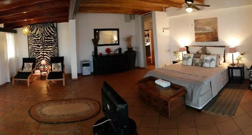 Executive-studio, Acra Retreat, Mountain View Lodge