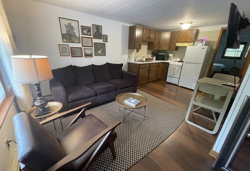 סוויטה, Berkshire Valley Inn