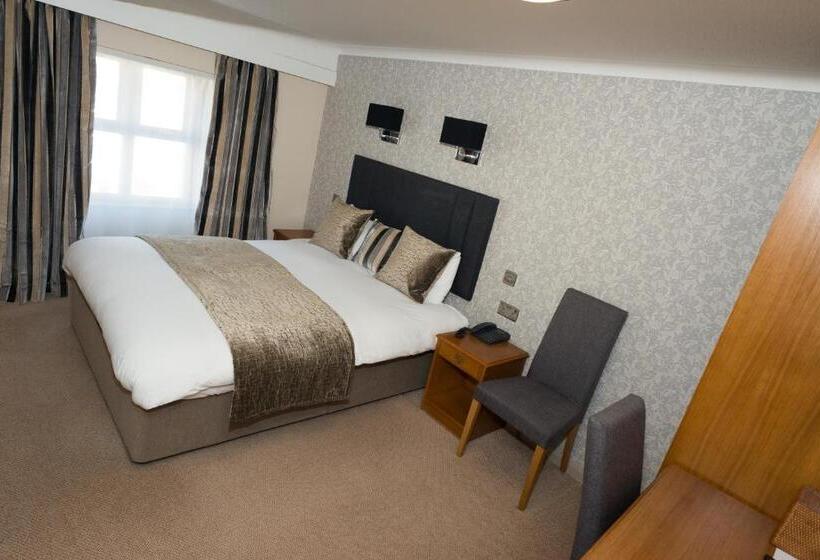 חדר סופריור, Falcon