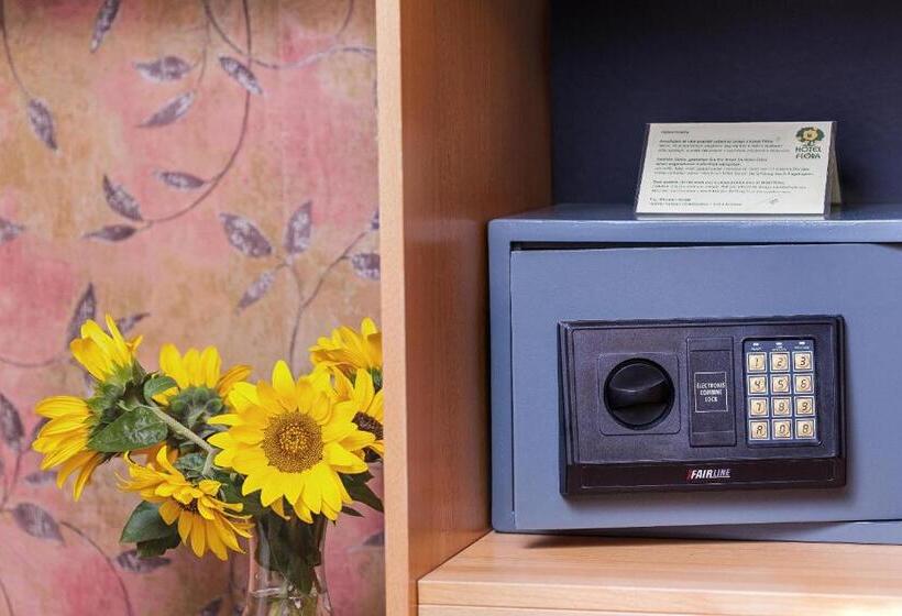 Номер Стандарт, Flóra