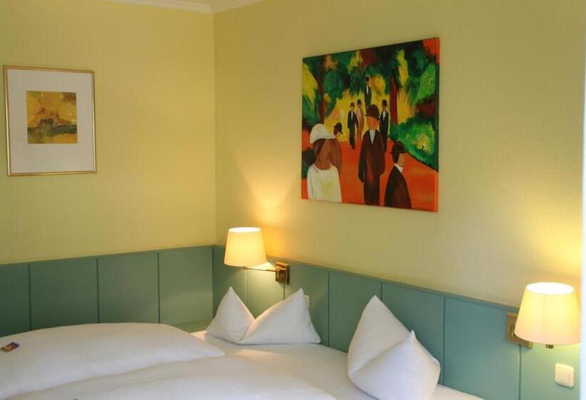 اتاق استاندارد یک نفره, Forsthaus