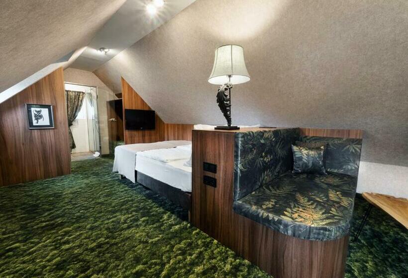 デラックスルーム, Platan Udvarhaz