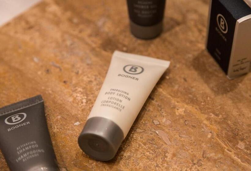 غرفة كومفورت, Plattenhof