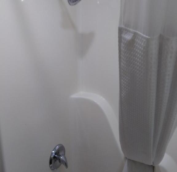 غرفة قياسية, Quality Inn & Suites