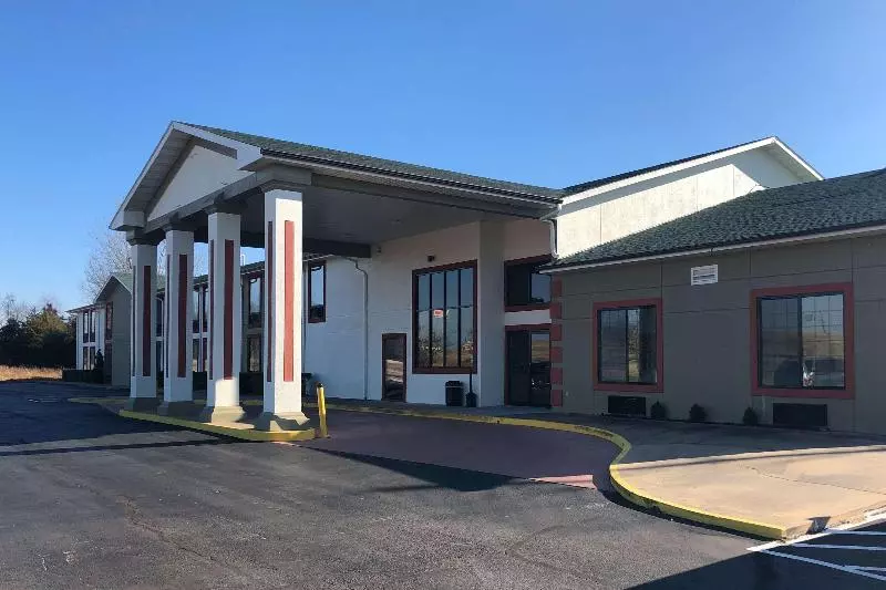 キングサイズベッドのスイートルーム, Quality Inn & Suites