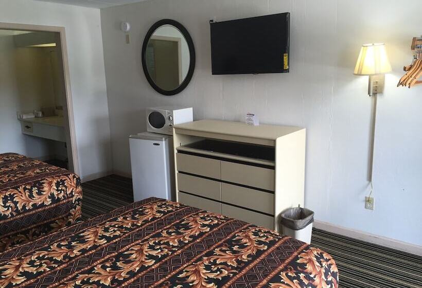 ２ダブルベッドのスタンダードルーム, Scottish Inn And Suites Perry