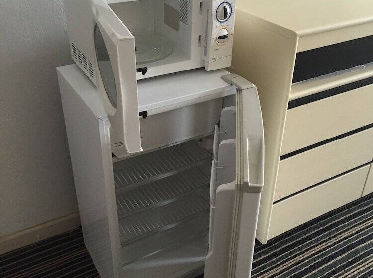 ２ダブルベッドのスタンダードルーム, Scottish Inn And Suites Perry