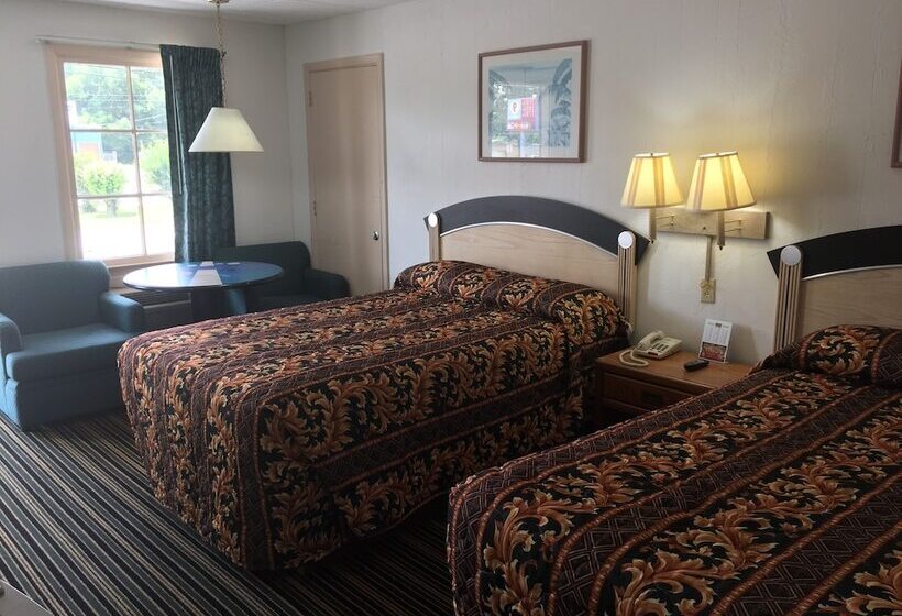 ２ダブルベッドのスタンダードルーム, Scottish Inn And Suites Perry